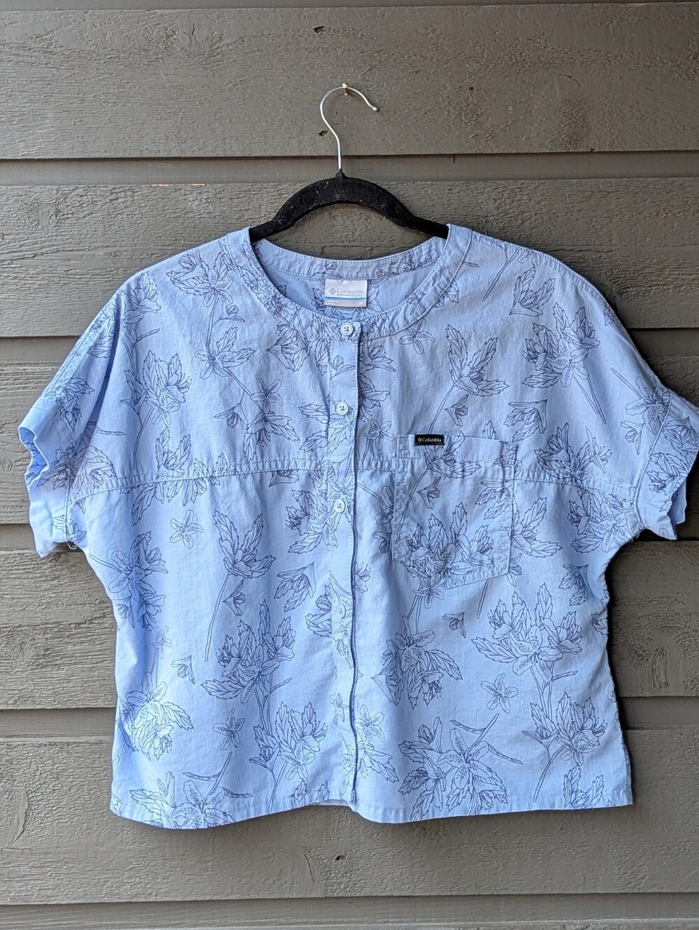 Columbia Blue Blooming Floral Cropped Camp Shirt Size Medium